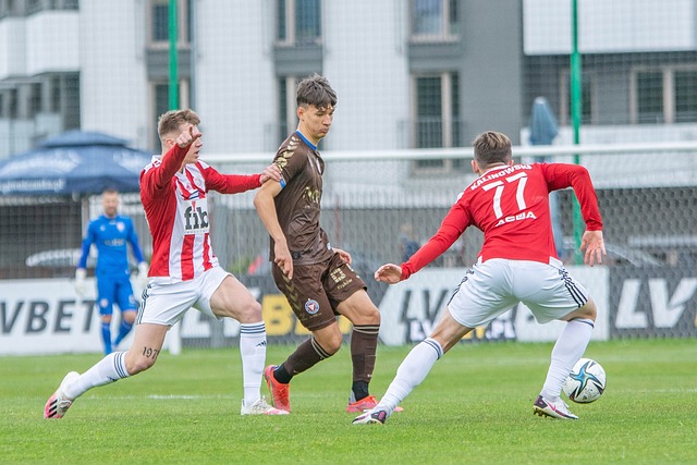 江苏女排拒绝再爆冷3比0完胜四川女排双方运动员教练员评分.